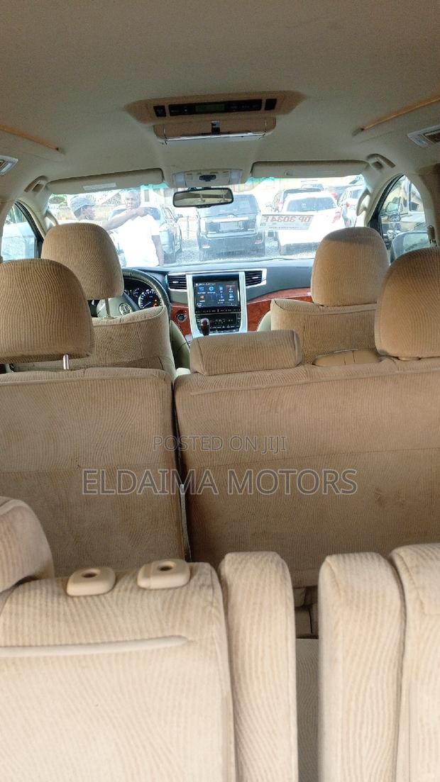 Toyota Vellfire 2016 White photo 4