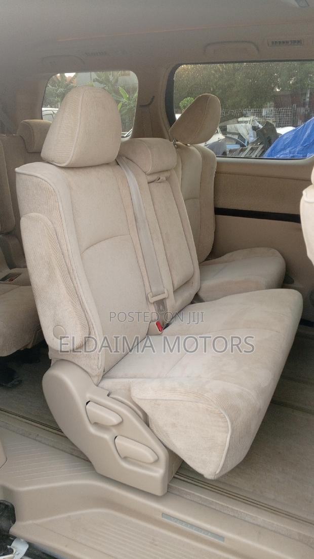 Toyota Vellfire 2016 White photo 5