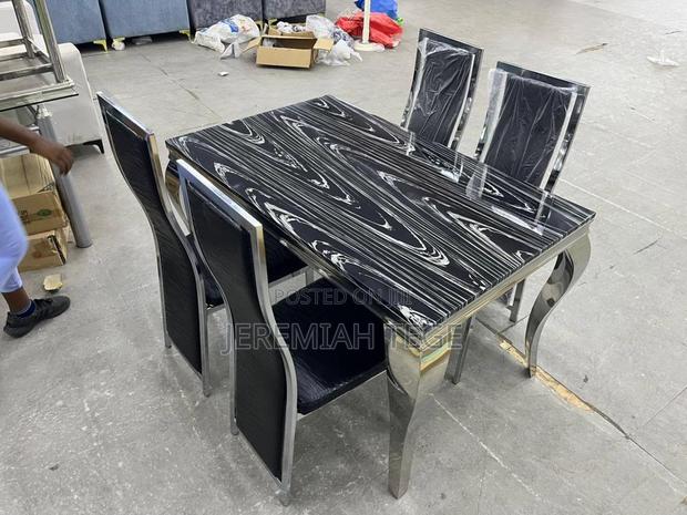 Quality Modern Glossy Marble Dining Set photo 2
