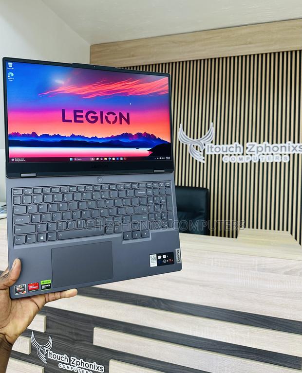 Laptop Lenovo Legion 5 16GB AMD Ryzen 7 SSD 512GB photo 2