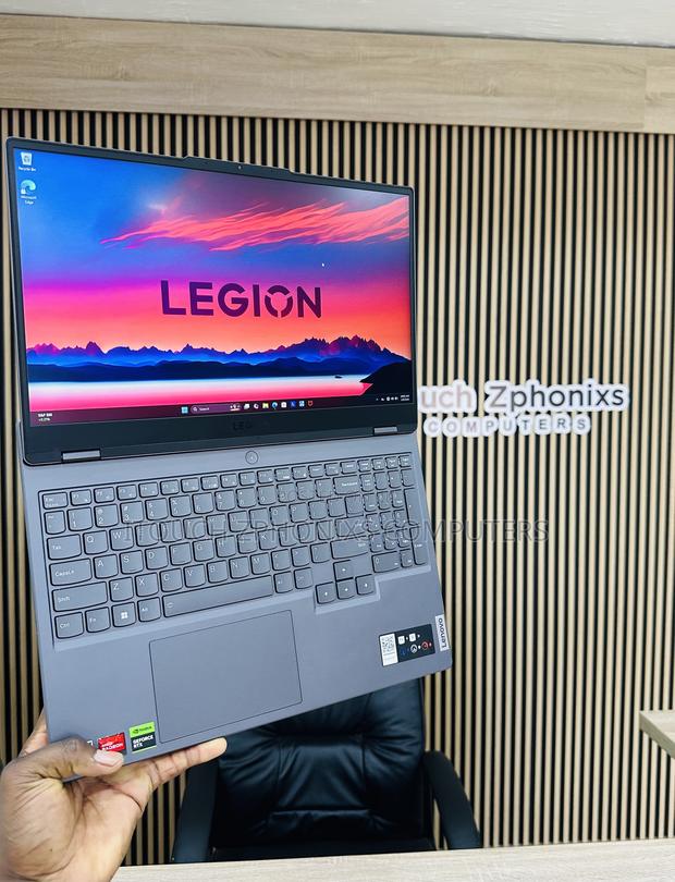 Laptop Lenovo Legion 5 16GB AMD Ryzen 7 SSD 512GB