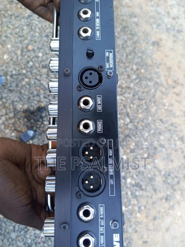 Line 6 Pod 3x Live Guitar Effect photo 8