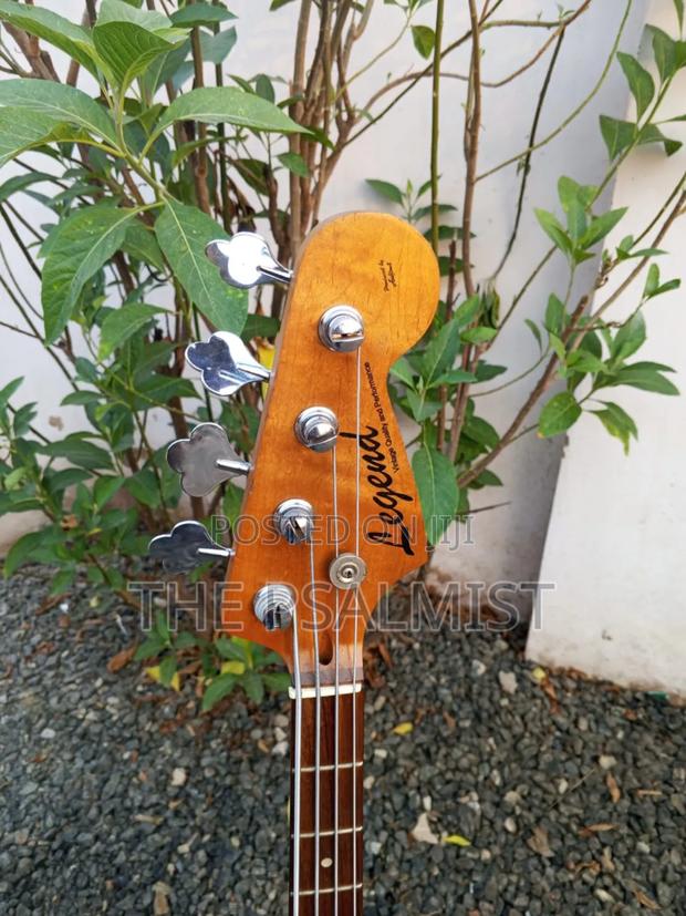 Dimavery 4strings Sunburst Jazz Bass 302 Guitar Strap, Bag Etc photo 7