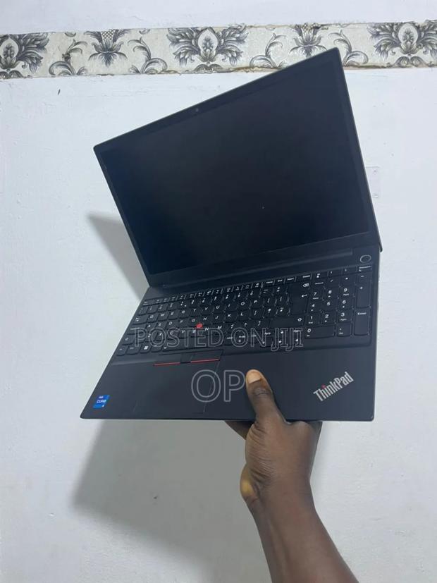 Laptop Lenovo ThinkPad Edge 15 8GB Intel Core I5 SSD 256GB photo 2