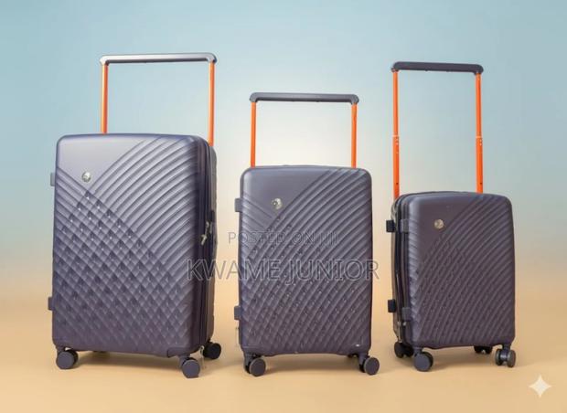 Unbreakable Trolling Traveling Luggage 3 in 1 With a Long Bag Handle photo 7