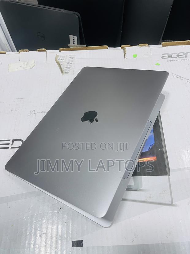Laptop Apple MacBook Pro 2016 16GB Intel Core I7 SSD 256GB