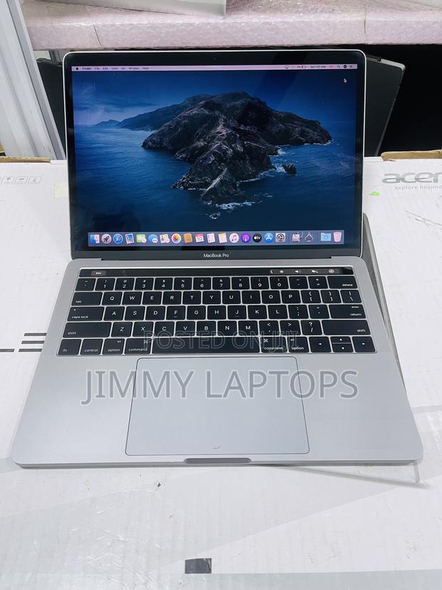 Laptop Apple MacBook Pro 2016 16GB Intel Core I7 SSD 256GB photo 2