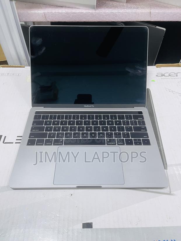 Laptop Apple MacBook Pro 2016 16GB Intel Core I7 SSD 256GB photo 5
