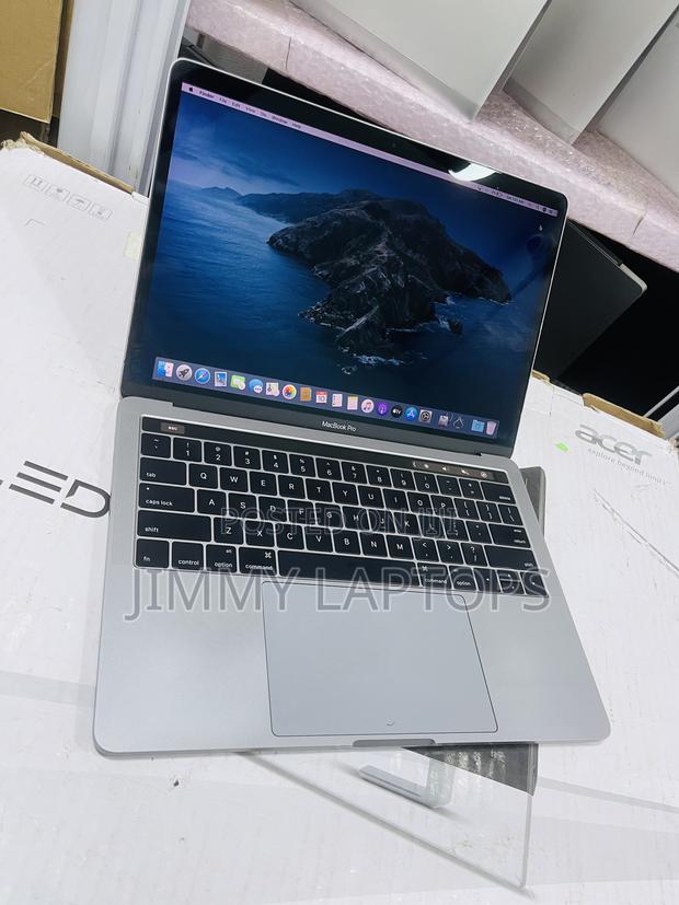 Laptop Apple MacBook Pro 2016 16GB Intel Core I7 SSD 256GB photo 7