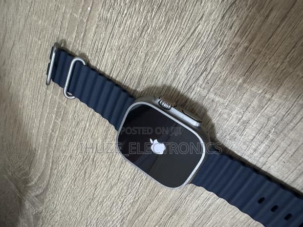 Apple Watch Ultra 2 (Gps + Cellular) 49mm Natural Titanium Case