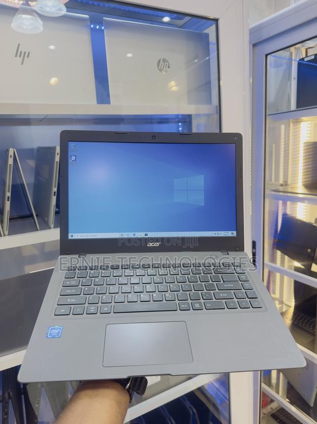 Laptop Acer Aspire One 2GB Intel SSD 32GB photo 3