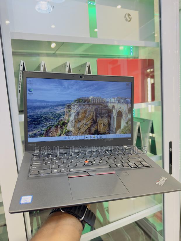 Laptop Lenovo ThinkPad X390 16GB Intel Core i7 SSD 256GB photo 3