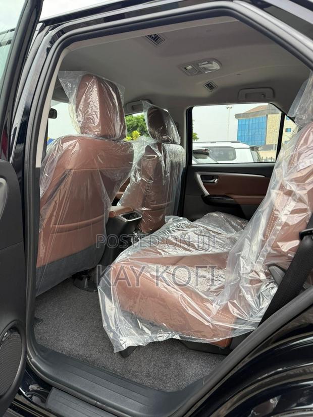 New Toyota Fortuner 2025 Black