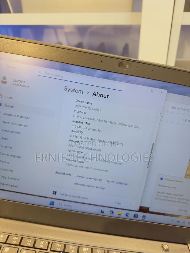 Laptop Lenovo ThinkPad X390 16GB Intel Core i7 SSD 256GB photo 11