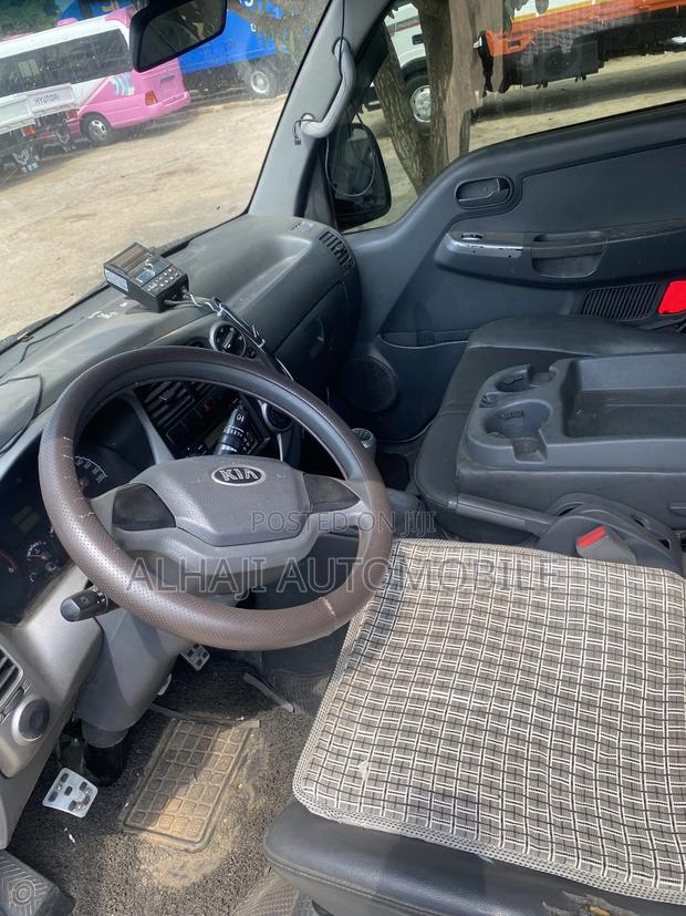 Kia Bongo 3 1ton 2012 White photo 6