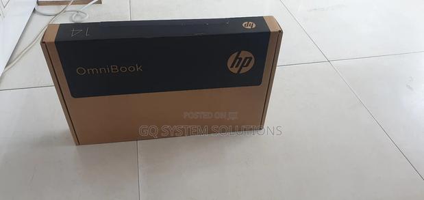 New Laptop HP OmniBook 5 Flip 8GB Intel Core I5 SSD 512GB