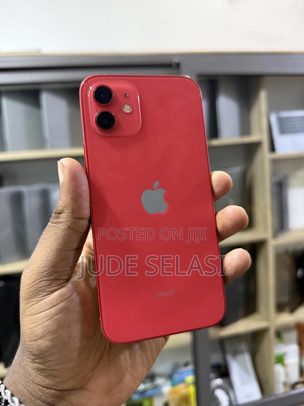 Apple iPhone 12 64 GB Red photo 2