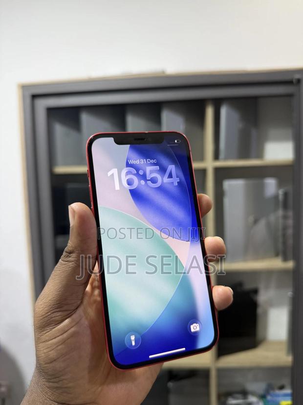 Apple iPhone 12 64 GB Red