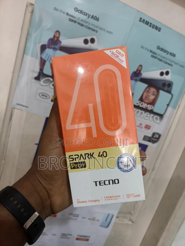 New Tecno Spark 40 Pro+ 128 GB White photo 2