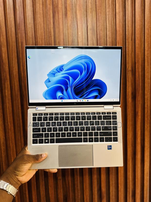 Laptop HP EliteBook 1040 G8 16GB Intel Core I7 SSD 512GB photo 2
