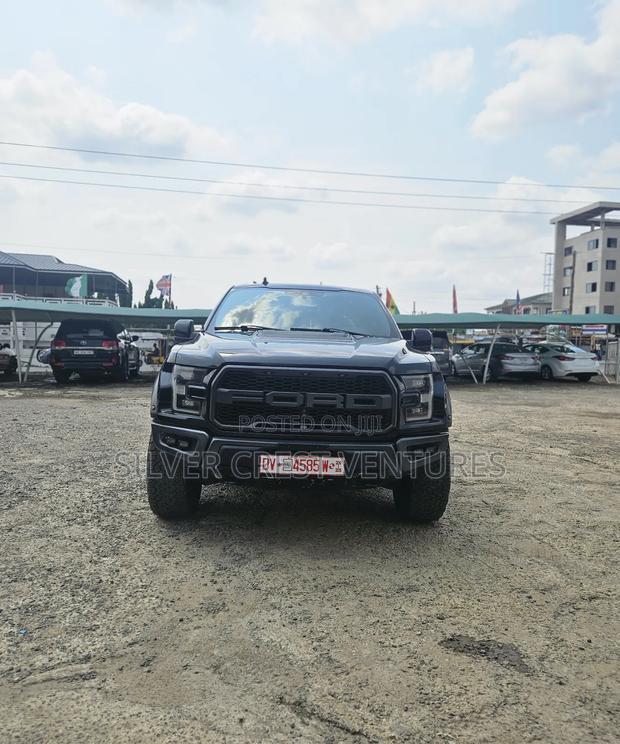 Ford F-150 Raptor 4x4 SuperCab Styleside 5.5 ft. box 133 in. WB 2020