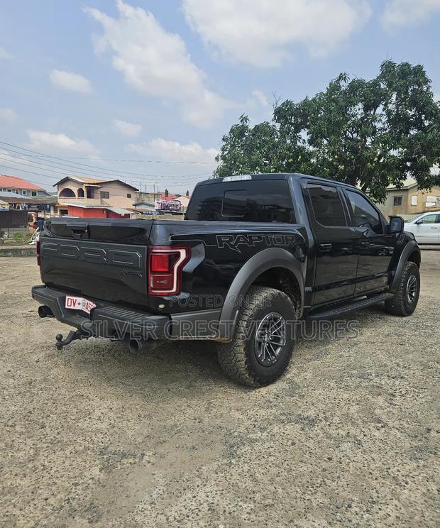 Ford F-150 Raptor 4x4 SuperCab Styleside 5.5 ft. box 133 in. WB 2020