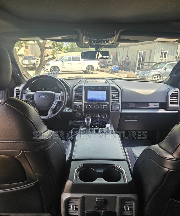 Ford F-150 Raptor 4x4 SuperCab Styleside 5.5 ft. box 133 in. WB 2020