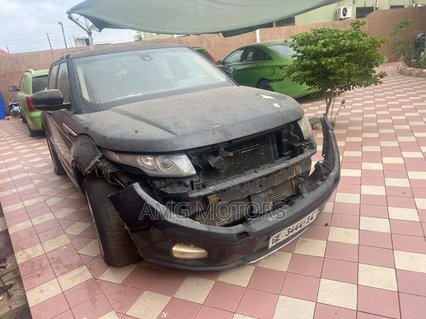 Land Rover Range Rover Evoque Pure 4x4 (2.0L 4cyl 9A) 2014 Black