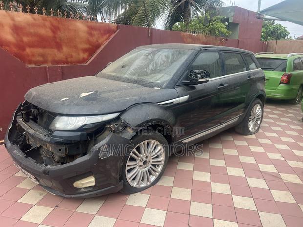 Land Rover Range Rover Evoque Pure 4x4 (2.0L 4cyl 9A) 2014 Black