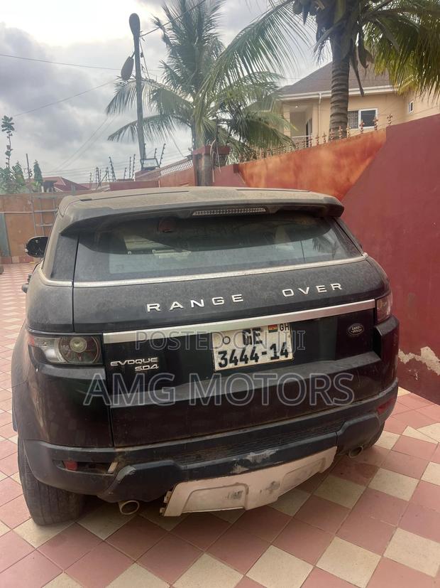 Land Rover Range Rover Evoque Pure 4x4 (2.0L 4cyl 9A) 2014 Black