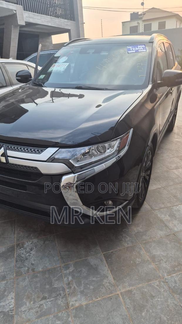 Mitsubishi Outlander 2020 Black
