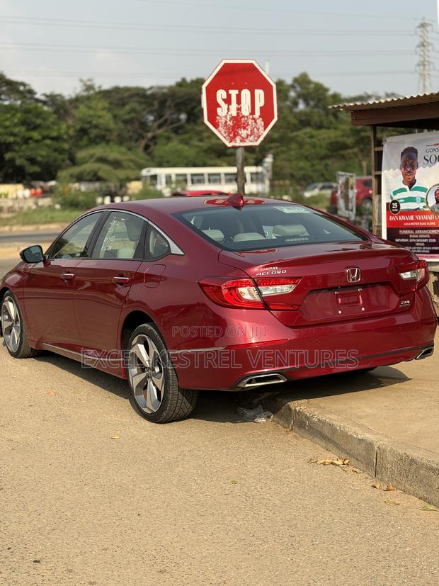 Honda Accord Touring 2.0T 2018 Red