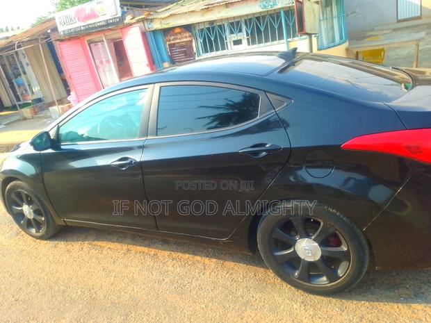 Hyundai Elantra 2013 Black