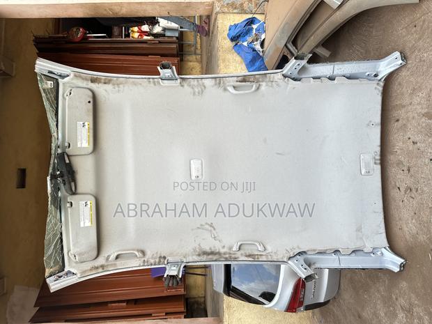 Toyota Matrix Top Cut/Roof Top photo 2