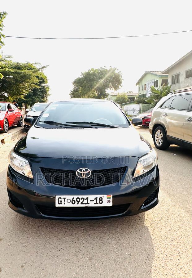 Toyota Corolla LE 4dr Sedan (1.8L 4cyl 4A) 2010 Black