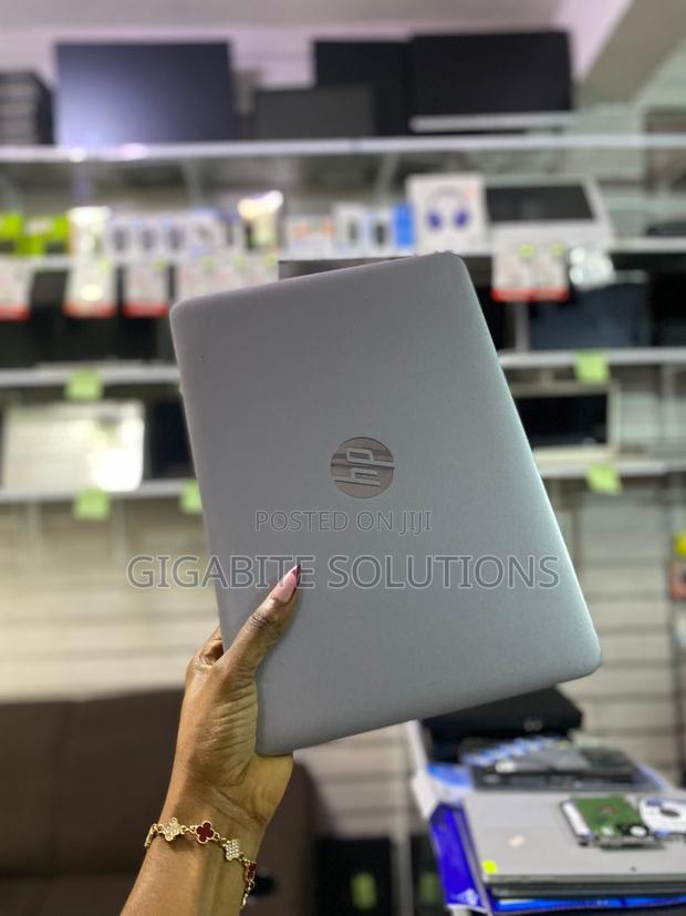 Laptop HP EliteBook 820 8GB Intel Core I3 SSD 256GB photo 4
