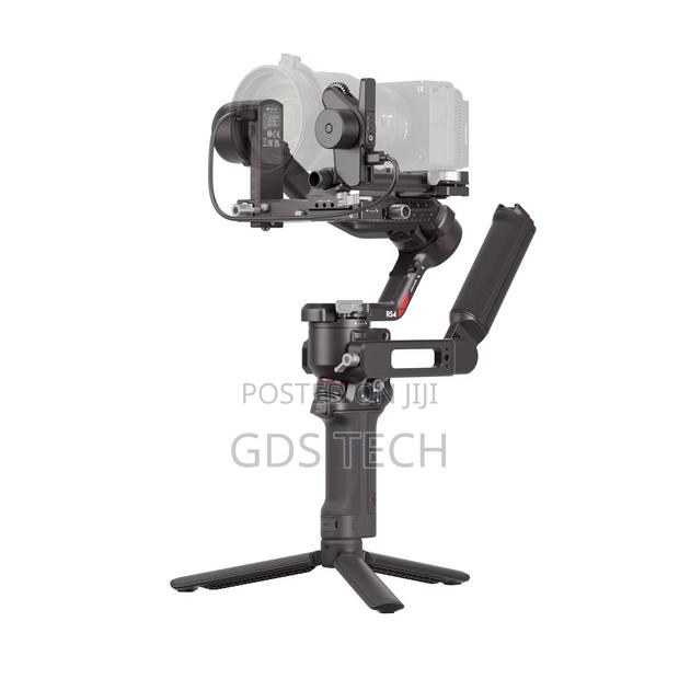 Dji Rs 4 Gimbal Stabilizer Combo photo 2