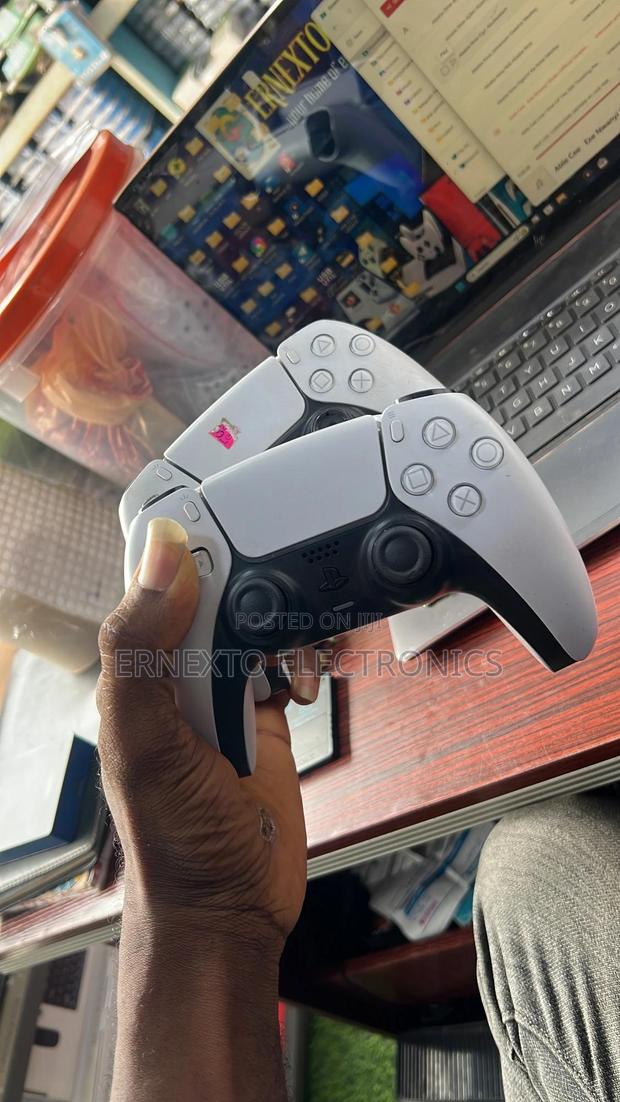Ps5 Uk Used Controllers photo 3