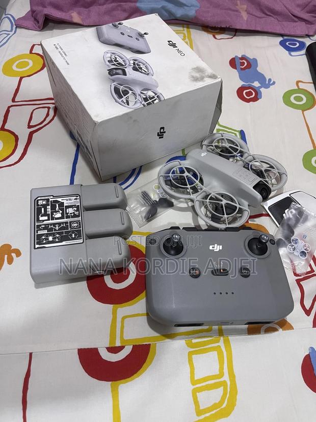 Dji Neo Combo Drone With 3 Batteries photo 6