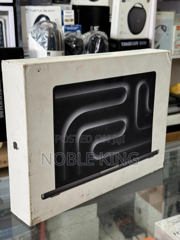 New Laptop Apple MacBook Pro 2024 M4 14-Inch 48GB Apple M4 SSD 500GB