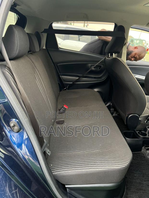 Toyota Vitz 1.3 FWD 5dr 2017 Blue