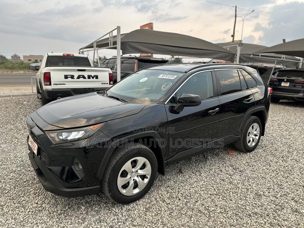 Toyota RAV4 LE AWD 2020 Black