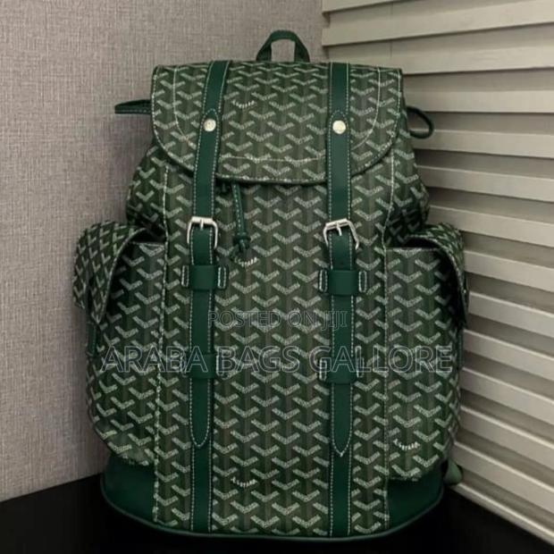 Louis Vuitton Leather Backpack · Photo 4