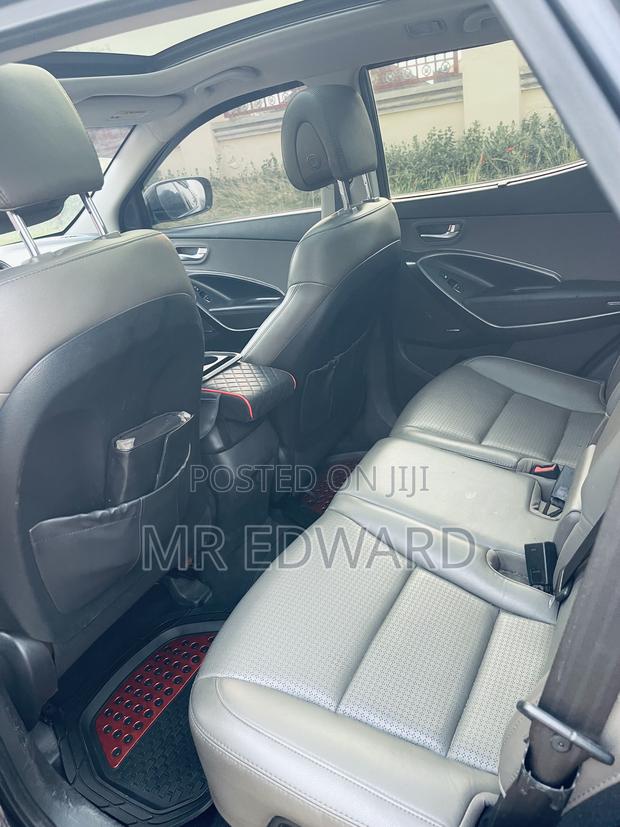 Hyundai Santa Fe 2015 Gray