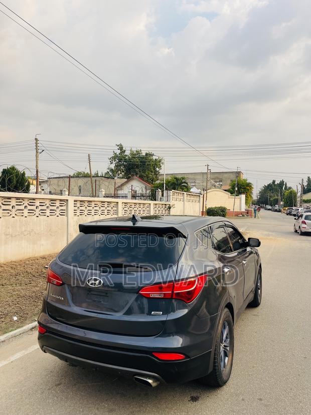 Hyundai Santa Fe 2015 Gray