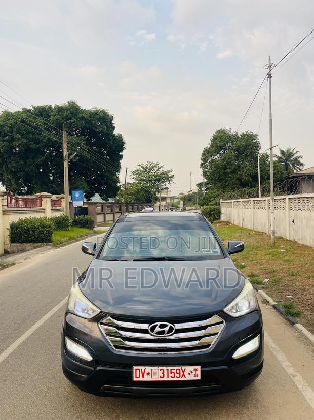 Hyundai Santa Fe 2015 Gray