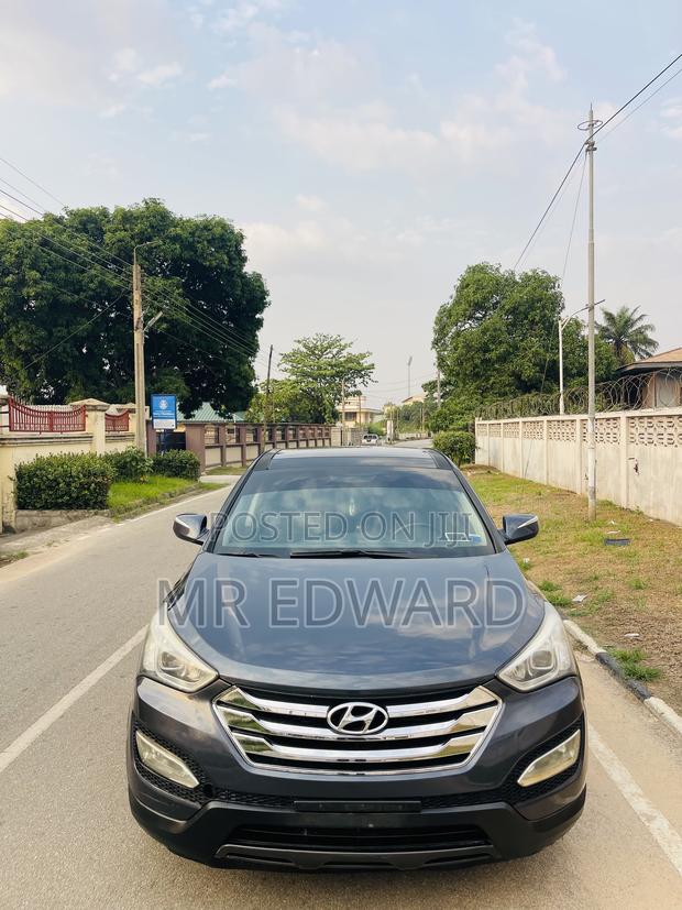 Hyundai Santa Fe 2015 Gray