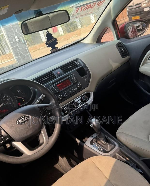 Kia Rio 2013 Red photo 3