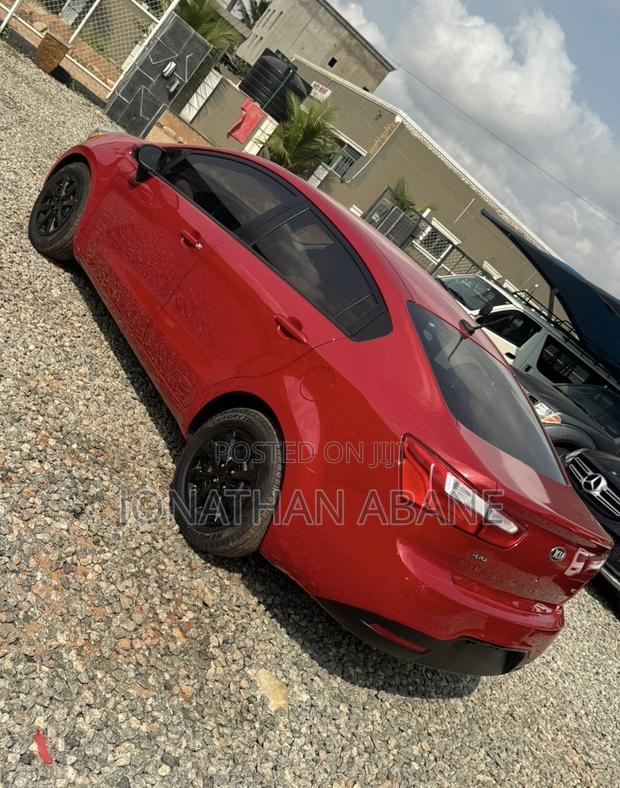 Kia Rio 2013 Red photo 7