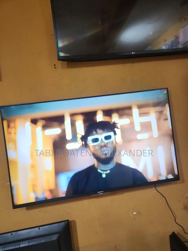 Ultra Slim Sony 50 Inches Uhd Smart Led Tv With Quality Graphics photo 2